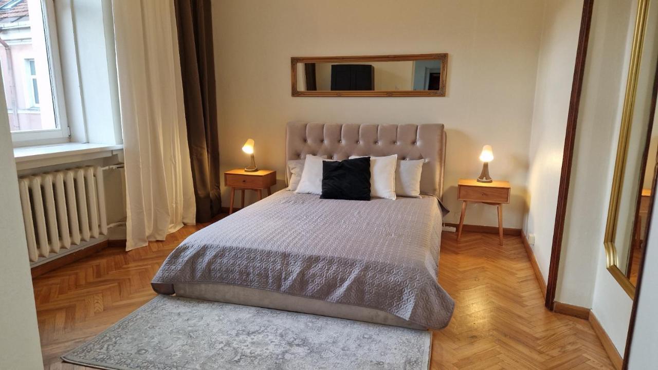 Tyzenxl Luxury Vilnius Apartments Buitenkant foto